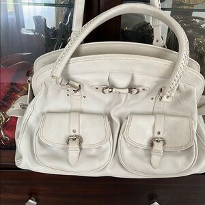 Elegant Dior White Leather Handbag